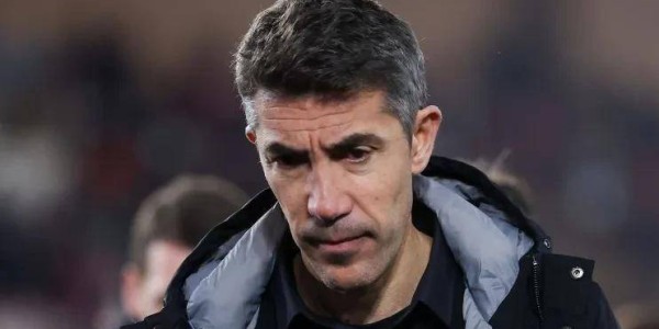 5-0，1-1！欧冠悲喜夜，7席悬空，本菲卡零封穆帅，闪耀哥破纪录晋级