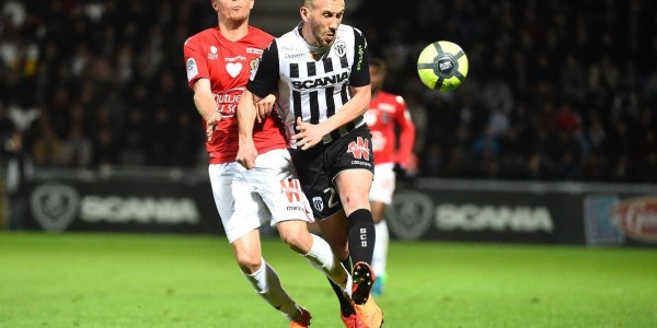 法甲欧战冲刺 VS 保级泥潭！里尔主场狂轰，昂热伤病潮下能守平吗？