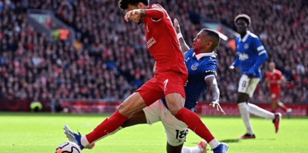 英联杯失利！水晶宫三杀利物浦士气低迷